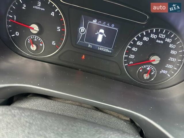 Белый Киа Соренто, объемом двигателя 2 л и пробегом 220 тыс. км за 18700 $, фото 25 на Automoto.ua