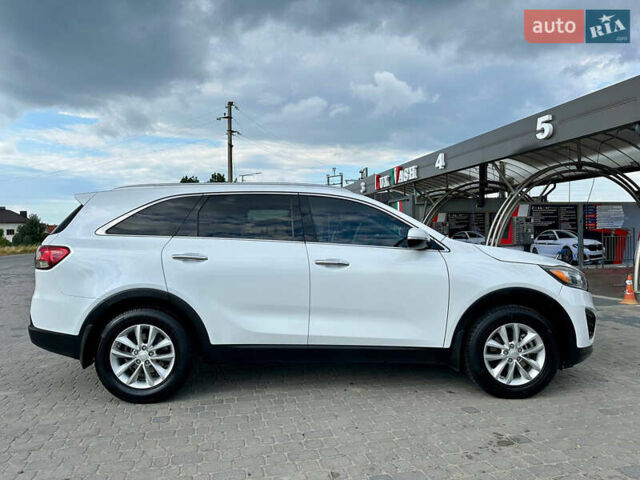 Белый Киа Соренто, объемом двигателя 2.4 л и пробегом 168 тыс. км за 12700 $, фото 31 на Automoto.ua