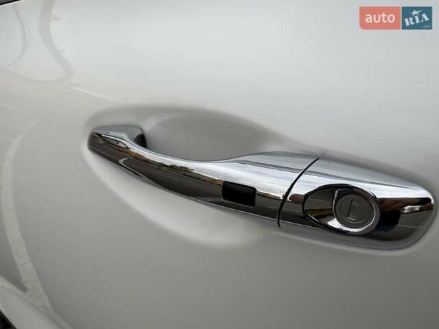 Білий Кіа Соренто, об'ємом двигуна 2.2 л та пробігом 145 тис. км за 22500 $, фото 43 на Automoto.ua