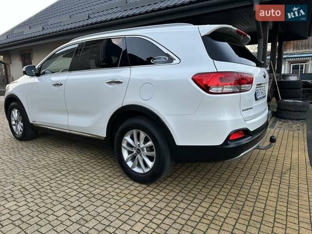 Белый Киа Соренто, объемом двигателя 2.2 л и пробегом 225 тыс. км за 19191 $, фото 51 на Automoto.ua