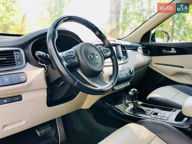 Білий Кіа Соренто, об'ємом двигуна 2.2 л та пробігом 107 тис. км за 22700 $, фото 44 на Automoto.ua