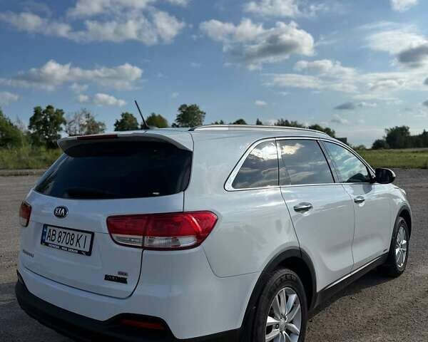Белый Киа Соренто, объемом двигателя 2.4 л и пробегом 186 тыс. км за 14700 $, фото 6 на Automoto.ua