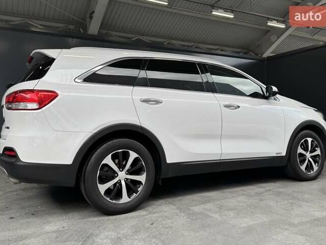 Білий Кіа Соренто, об'ємом двигуна 2 л та пробігом 239 тис. км за 12500 $, фото 18 на Automoto.ua