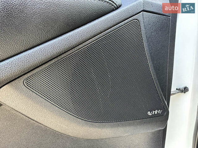 Белый Киа Соренто, объемом двигателя 2.2 л и пробегом 198 тыс. км за 21999 $, фото 31 на Automoto.ua