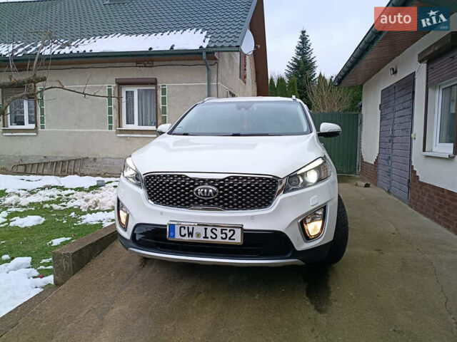 Білий Кіа Соренто, об'ємом двигуна 0 л та пробігом 220 тис. км за 19499 $, фото 9 на Automoto.ua