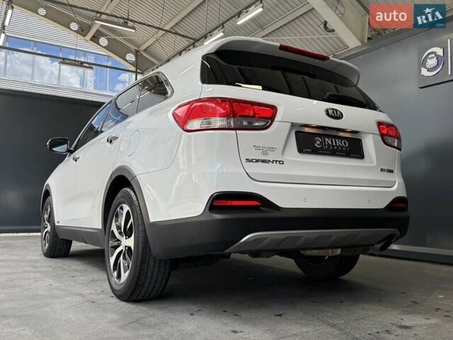 Білий Кіа Соренто, об'ємом двигуна 2 л та пробігом 239 тис. км за 12500 $, фото 12 на Automoto.ua