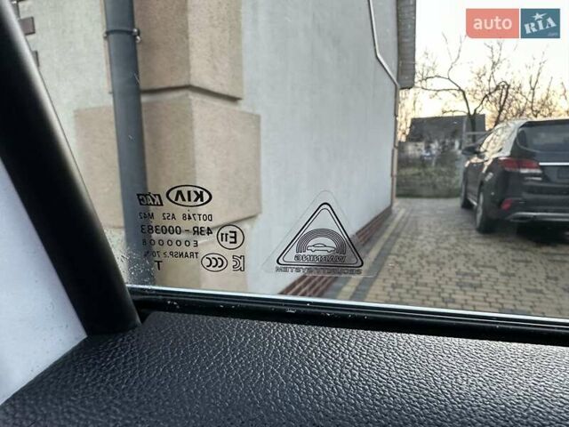 Белый Киа Соренто, объемом двигателя 2.2 л и пробегом 225 тыс. км за 19191 $, фото 90 на Automoto.ua