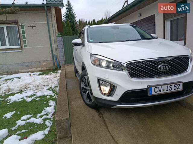 Білий Кіа Соренто, об'ємом двигуна 0 л та пробігом 220 тис. км за 19499 $, фото 7 на Automoto.ua