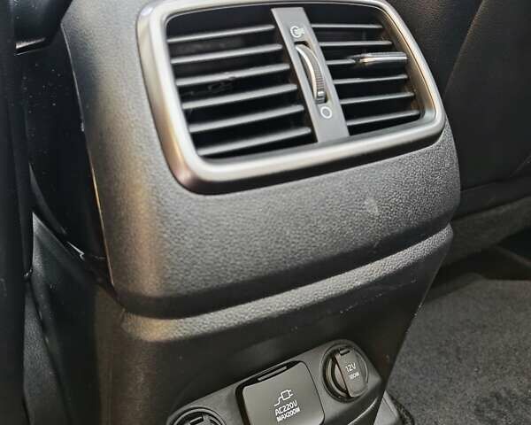 Киа Соренто 2015 в Могилев-Подольском на Automoto.ua Белый Киа Соренто, объемом двигателя 2.2 л и пробегом 214 тыс. км за 19300 $, фото 41 на Automoto.ua