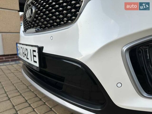 Белый Киа Соренто, объемом двигателя 2.2 л и пробегом 225 тыс. км за 19191 $, фото 62 на Automoto.ua
