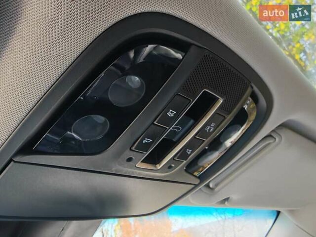 Киа Соренто 2015 в Могилев-Подольском на Automoto.ua Белый Киа Соренто, объемом двигателя 2.2 л и пробегом 214 тыс. км за 19300 $, фото 16 на Automoto.ua