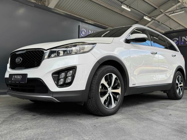 Белый Киа Соренто, объемом двигателя 2 л и пробегом 239 тыс. км за 12000 $, фото 1 на Automoto.ua