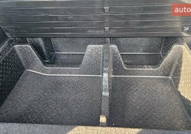 Білий Кіа Соренто, об'ємом двигуна 2.2 л та пробігом 216 тис. км за 19450 $, фото 21 на Automoto.ua