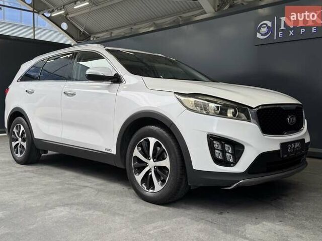 Білий Кіа Соренто, об'ємом двигуна 2 л та пробігом 239 тис. км за 12500 $, фото 21 на Automoto.ua