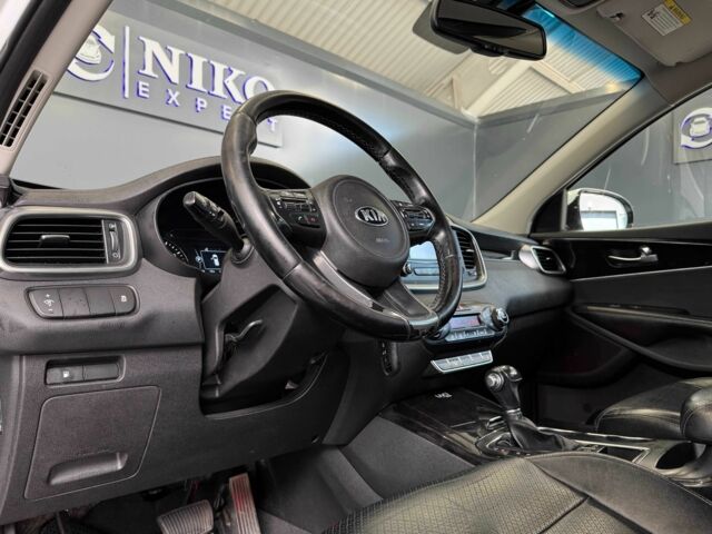 Белый Киа Соренто, объемом двигателя 2 л и пробегом 239 тыс. км за 12000 $, фото 12 на Automoto.ua