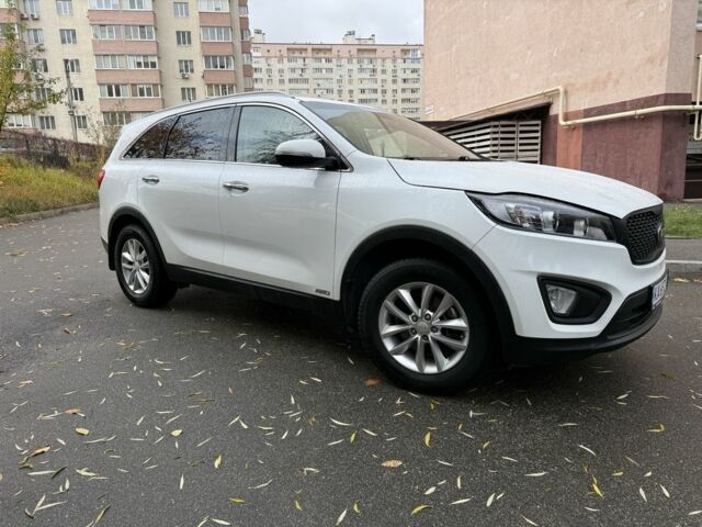 Білий Кіа Соренто, об'ємом двигуна 2.4 л та пробігом 118 тис. км за 16700 $, фото 1 на Automoto.ua