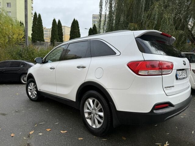 Білий Кіа Соренто, об'ємом двигуна 2.4 л та пробігом 118 тис. км за 16700 $, фото 6 на Automoto.ua