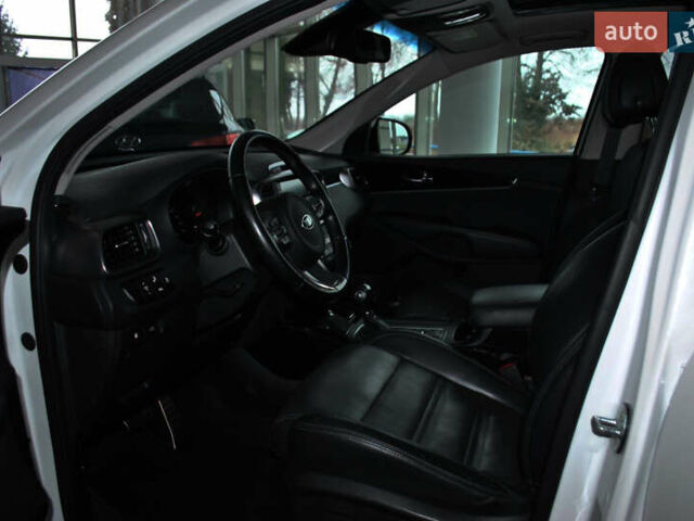 Белый Киа Соренто, объемом двигателя 2.2 л и пробегом 139 тыс. км за 23900 $, фото 32 на Automoto.ua