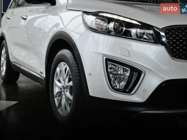 Белый Киа Соренто, объемом двигателя 2.2 л и пробегом 139 тыс. км за 23900 $, фото 2 на Automoto.ua