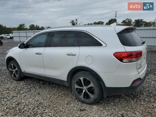 Киа Соренто 2016 в Черкассах на Automoto.ua Белый Киа Соренто, объемом двигателя 2 л и пробегом 137 тыс. км за 2200 $, фото 1 на Automoto.ua
