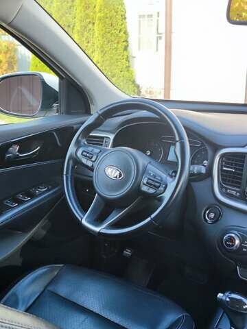 Білий Кіа Соренто, об'ємом двигуна 2.4 л та пробігом 126 тис. км за 17900 $, фото 19 на Automoto.ua