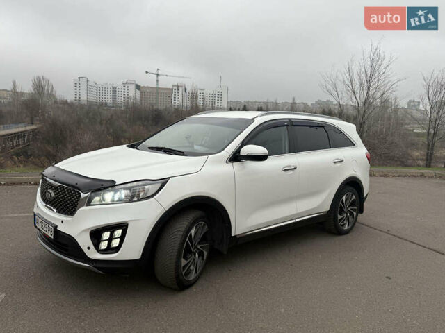 Білий Кіа Соренто, об'ємом двигуна 2 л та пробігом 246 тис. км за 18500 $, фото 3 на Automoto.ua