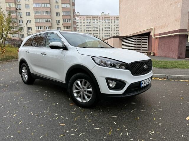 Білий Кіа Соренто, об'ємом двигуна 2.4 л та пробігом 118 тис. км за 16700 $, фото 4 на Automoto.ua