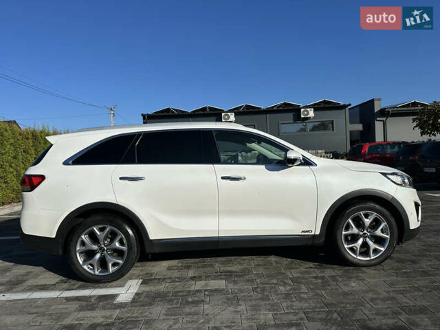 Белый Киа Соренто, объемом двигателя 2.2 л и пробегом 206 тыс. км за 22500 $, фото 7 на Automoto.ua