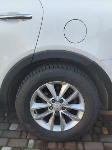 Білий Кіа Соренто, об'ємом двигуна 2.4 л та пробігом 126 тис. км за 17900 $, фото 32 на Automoto.ua