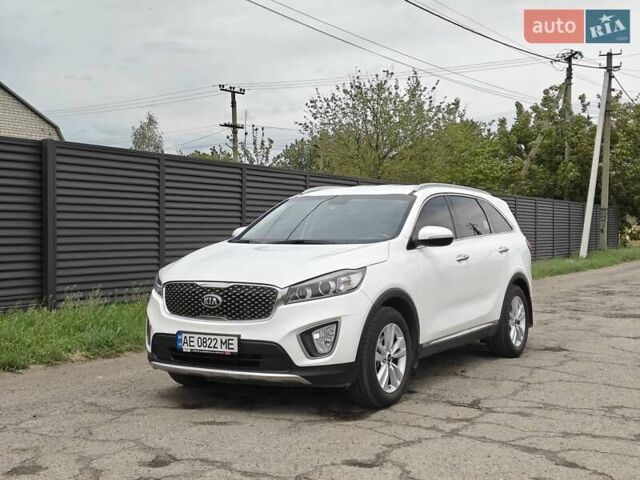 Белый Киа Соренто, объемом двигателя 2.2 л и пробегом 130 тыс. км за 25500 $, фото 12 на Automoto.ua
