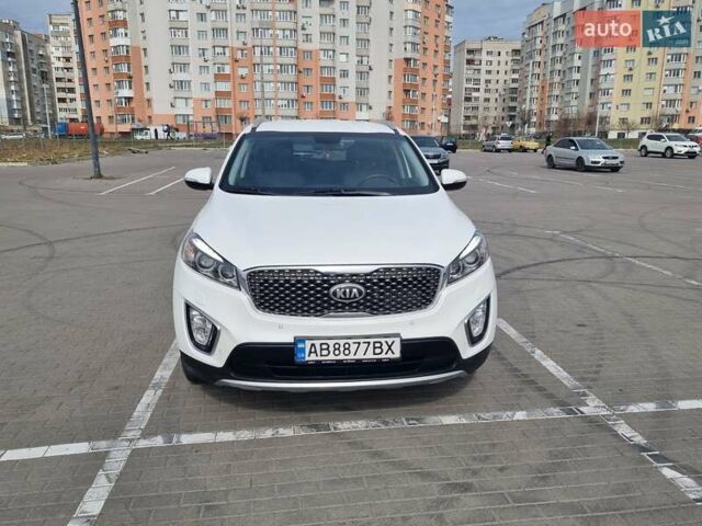 Белый Киа Соренто, объемом двигателя 2.2 л и пробегом 145 тыс. км за 25000 $, фото 5 на Automoto.ua