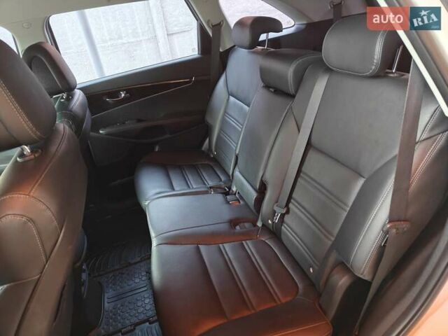 Белый Киа Соренто, объемом двигателя 2.2 л и пробегом 130 тыс. км за 25500 $, фото 26 на Automoto.ua
