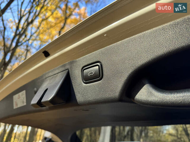 Белый Киа Соренто, объемом двигателя 2.2 л и пробегом 183 тыс. км за 23600 $, фото 84 на Automoto.ua