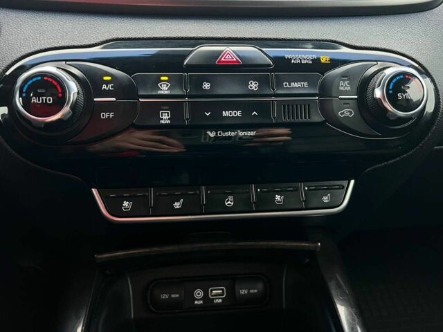 Білий Кіа Соренто, об'ємом двигуна 2 л та пробігом 245 тис. км за 18500 $, фото 11 на Automoto.ua