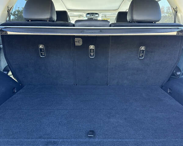 Белый Киа Соренто, объемом двигателя 2.2 л и пробегом 206 тыс. км за 22500 $, фото 23 на Automoto.ua