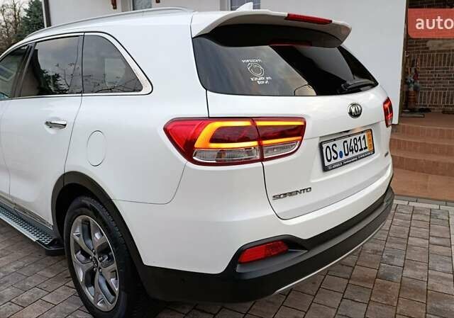 Белый Киа Соренто, объемом двигателя 2.2 л и пробегом 213 тыс. км за 21999 $, фото 7 на Automoto.ua