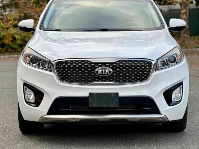 Білий Кіа Соренто, об'ємом двигуна 3.3 л та пробігом 75 тис. км за 6000 $, фото 1 на Automoto.ua