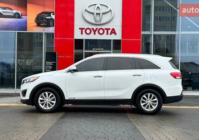 Белый Киа Соренто, объемом двигателя 3.3 л и пробегом 133 тыс. км за 15246 $, фото 8 на Automoto.ua