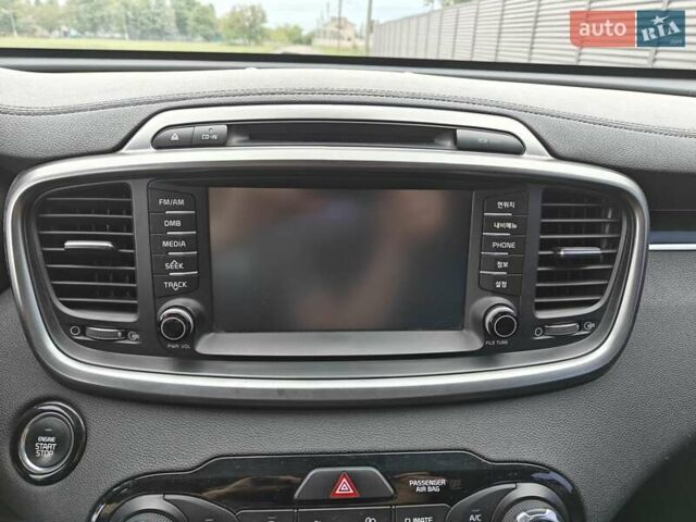 Білий Кіа Соренто, об'ємом двигуна 2.2 л та пробігом 130 тис. км за 24000 $, фото 22 на Automoto.ua