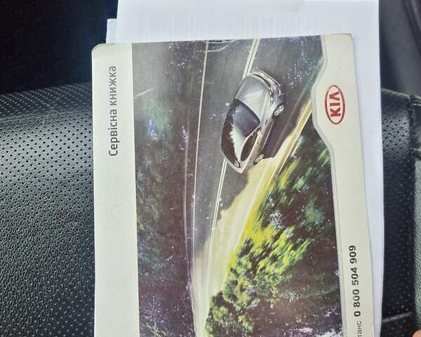 Белый Киа Соренто, объемом двигателя 2.2 л и пробегом 145 тыс. км за 25000 $, фото 42 на Automoto.ua