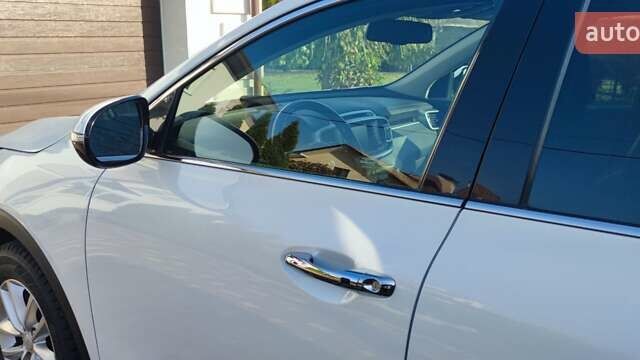 Білий Кіа Соренто, об'ємом двигуна 2.4 л та пробігом 126 тис. км за 17900 $, фото 10 на Automoto.ua