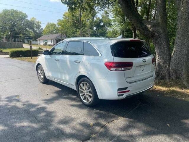 Белый Киа Соренто, объемом двигателя 3.3 л и пробегом 62 тыс. км за 4300 $, фото 2 на Automoto.ua