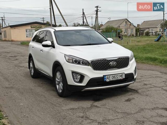 Белый Киа Соренто, объемом двигателя 2.2 л и пробегом 130 тыс. км за 25500 $, фото 3 на Automoto.ua