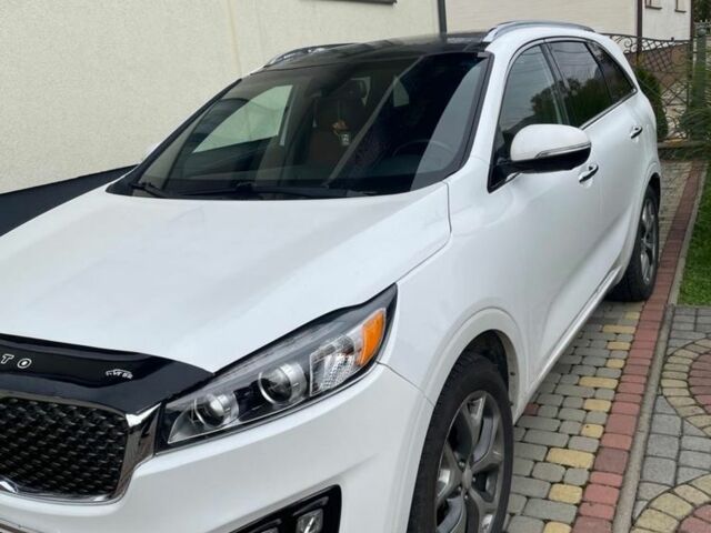 Белый Киа Соренто, объемом двигателя 0 л и пробегом 60 тыс. км за 22000 $, фото 1 на Automoto.ua