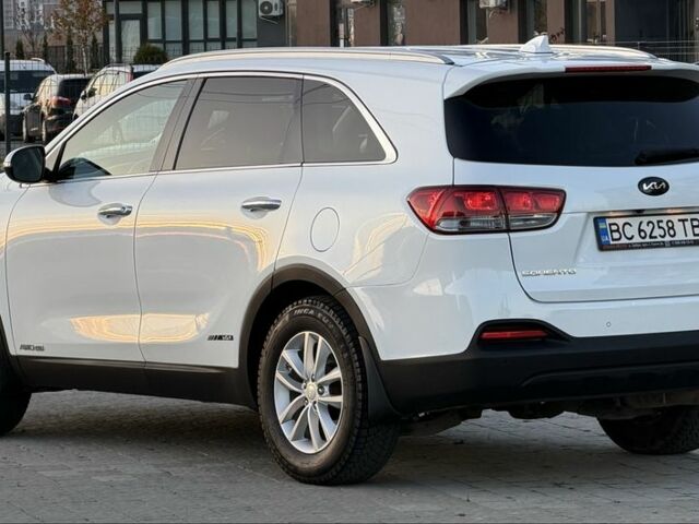 Белый Киа Соренто, объемом двигателя 3.3 л и пробегом 83 тыс. км за 14700 $, фото 13 на Automoto.ua