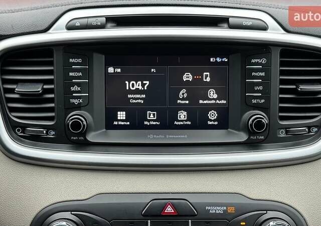 Белый Киа Соренто, объемом двигателя 3.3 л и пробегом 133 тыс. км за 15246 $, фото 10 на Automoto.ua