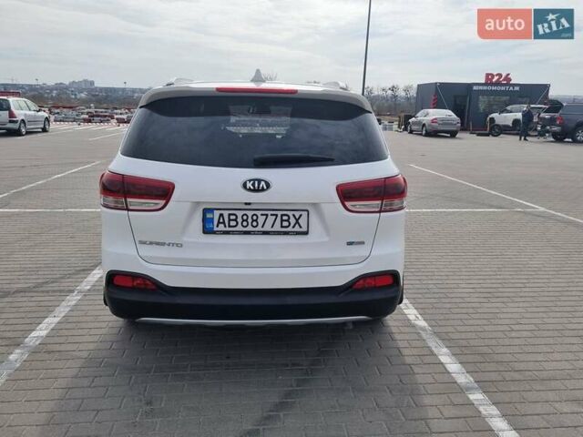 Белый Киа Соренто, объемом двигателя 2.2 л и пробегом 145 тыс. км за 25000 $, фото 14 на Automoto.ua