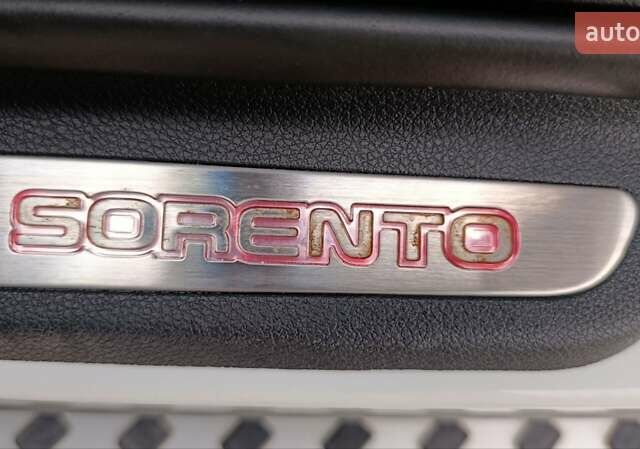 Белый Киа Соренто, объемом двигателя 2.2 л и пробегом 213 тыс. км за 21999 $, фото 79 на Automoto.ua