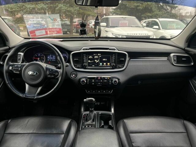 Білий Кіа Соренто, об'ємом двигуна 2 л та пробігом 245 тис. км за 18500 $, фото 9 на Automoto.ua