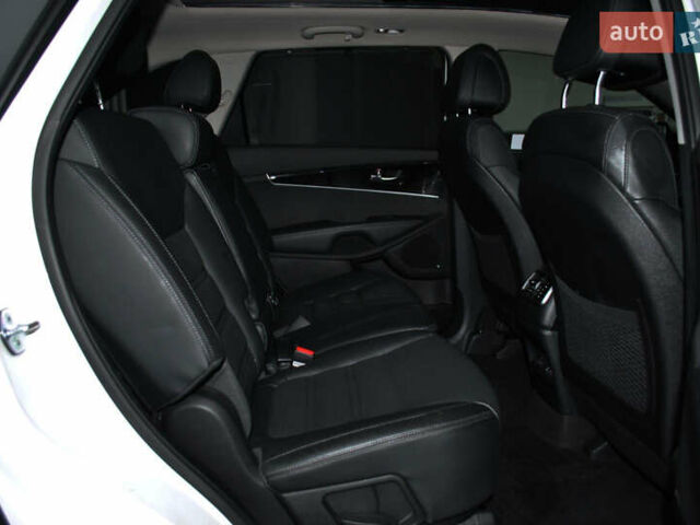 Белый Киа Соренто, объемом двигателя 2.2 л и пробегом 139 тыс. км за 23900 $, фото 47 на Automoto.ua